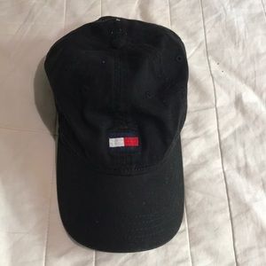 Tommy Hilfiger Black Hat